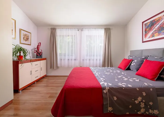 Awesome In With Jacuzzi Σπίτι διακοπών *