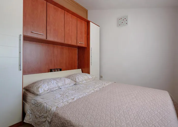 Awesome In With Jacuzzi Σπίτι διακοπών Barban